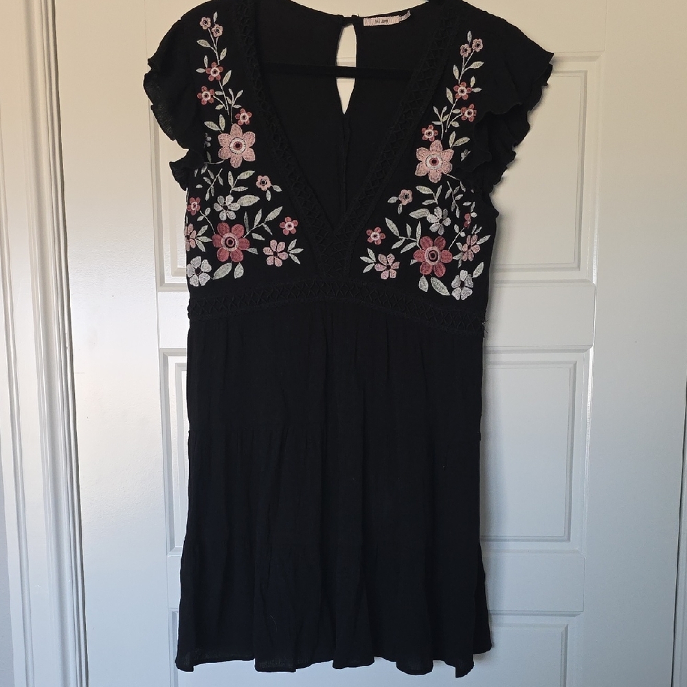 Black Top/Dress with Pink, Pale Green, & White Floral Embroidery Size Large